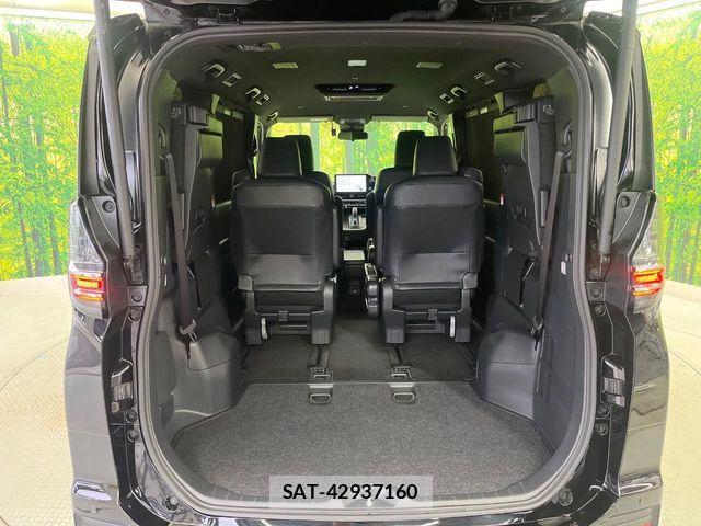Toyota VOXY HYBRID 2024-01 7394793-11