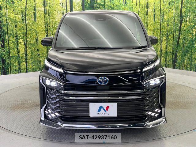 Toyota VOXY HYBRID 2024-01 7394793-14