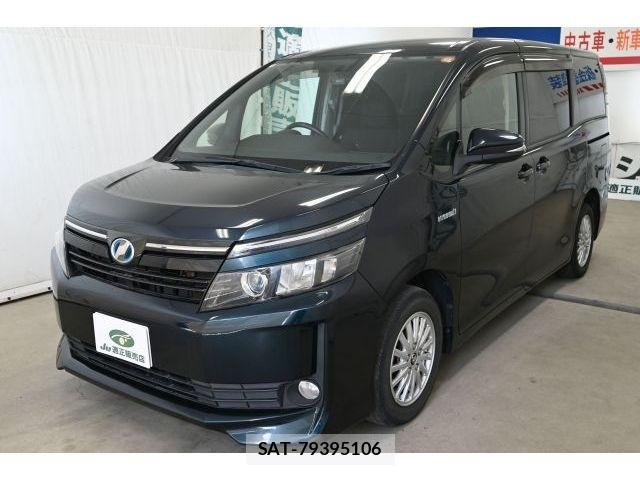 Toyota VOXY HYBRID 2014-05 7394838-1