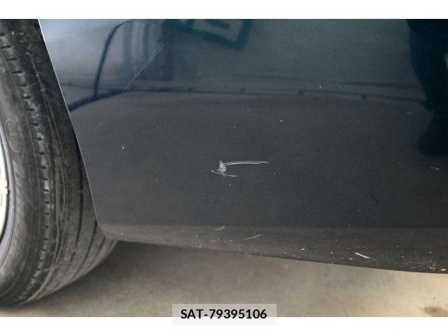 Toyota VOXY HYBRID 2014-05 7394838-27