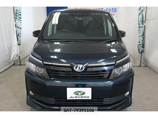 Toyota VOXY HYBRID 2014-05 7394838-4