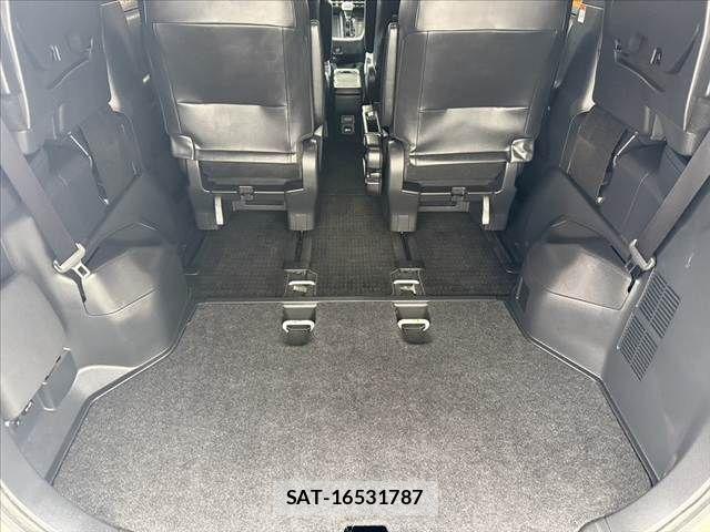 Toyota VOXY HYBRID 2022-04 7458792-22