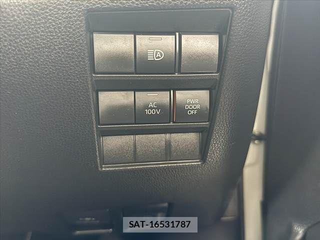 Toyota VOXY HYBRID 2022-04 7458792-27