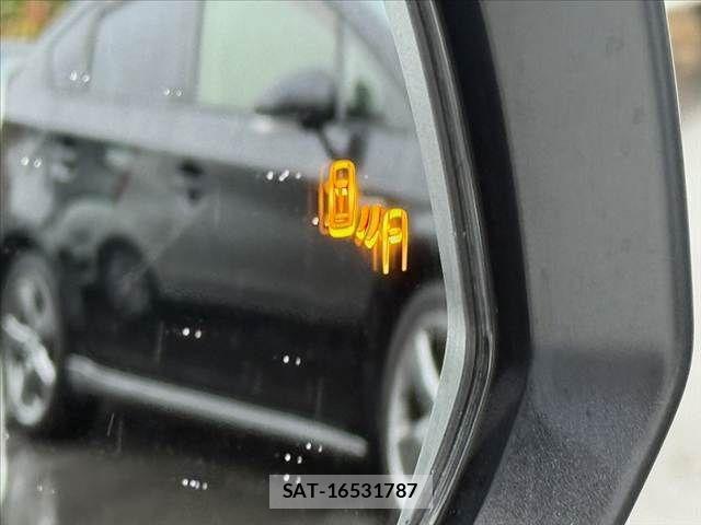 Toyota VOXY HYBRID 2022-04 7458792-5