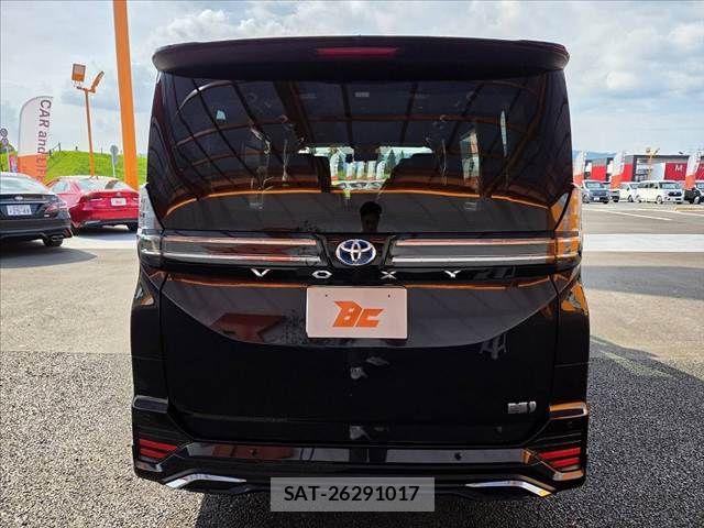 Toyota VOXY HYBRID 2024-11 7458775-13
