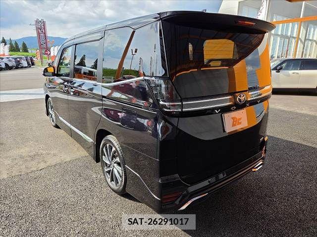 Toyota VOXY HYBRID 2024-11 7458775-14