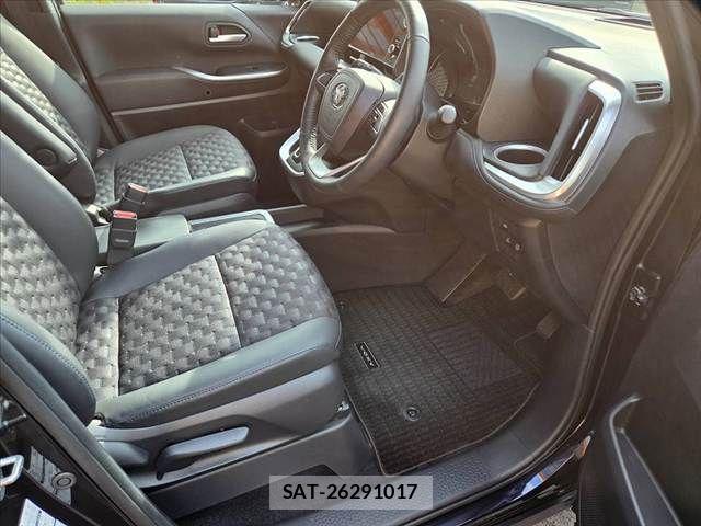 Toyota VOXY HYBRID 2024-11 7458775-15