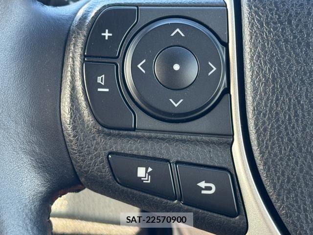 Toyota VOXY HYBRID 2015-08 7458804-14