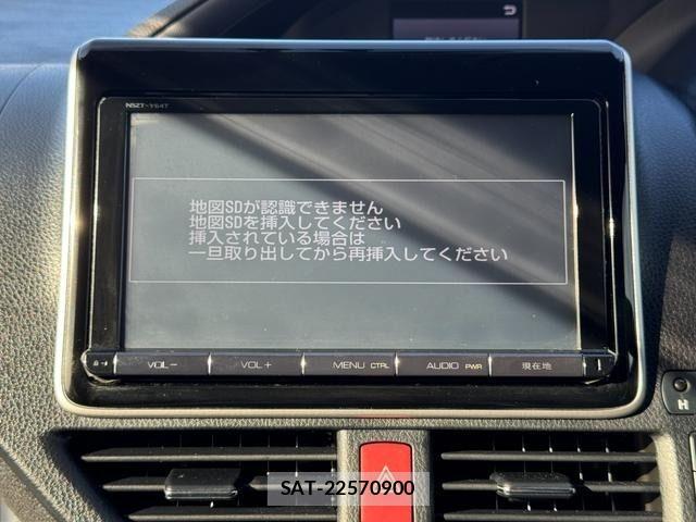 Toyota VOXY HYBRID 2015-08 7458804-23