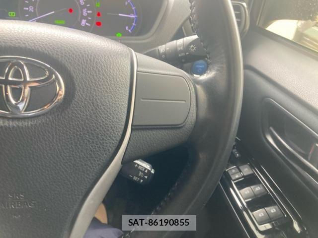 Toyota VOXY HYBRID 2017-07 7458799-16