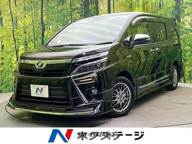 Toyota VOXY HYBRID 2018-01 7458795-0