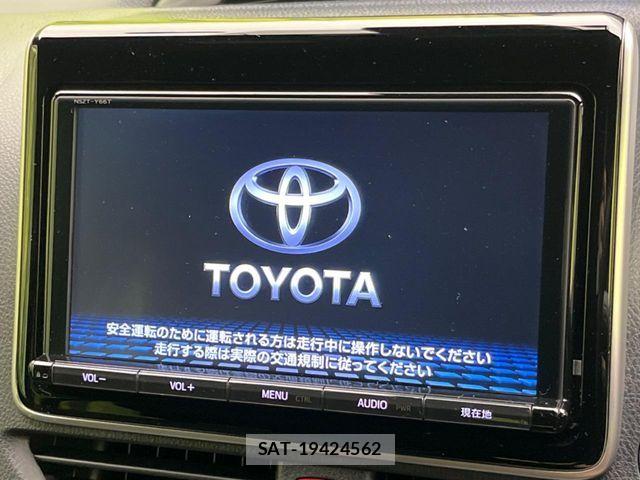 Toyota VOXY HYBRID 2018-01 7458795-5
