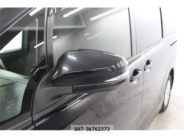 Toyota VOXY HYBRID 2017-09 7458811-16