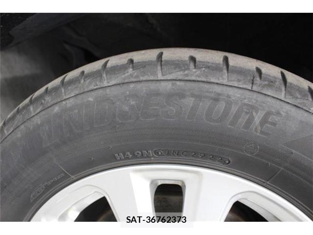 Toyota VOXY HYBRID 2017-09 7458811-20