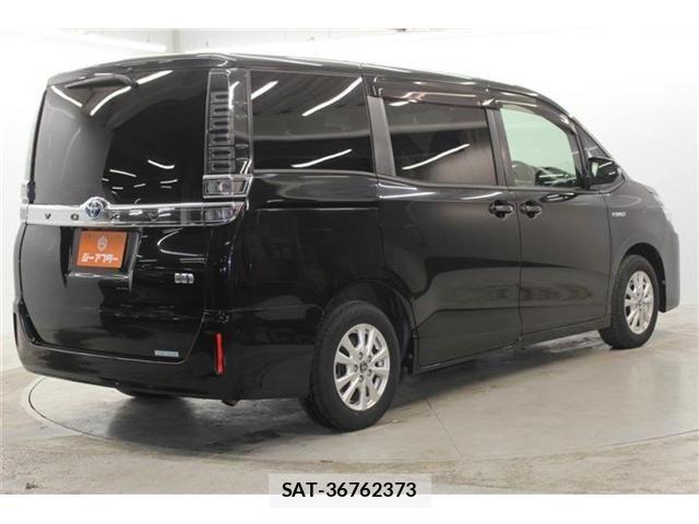 Toyota VOXY HYBRID 2017-09 7458811-4