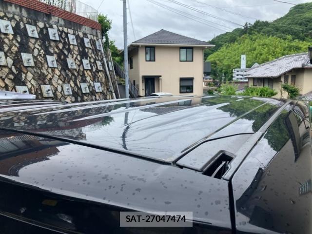 Toyota VOXY HYBRID 2017-04 7458810-9