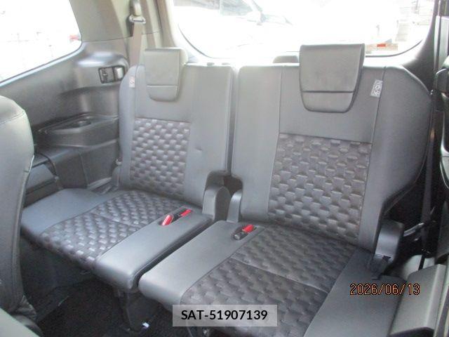 Toyota VOXY HYBRID 2025-03 7458779-16