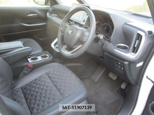 Toyota VOXY HYBRID 2025-03 7458779-1