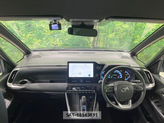 Toyota VOXY HYBRID 2024-01 7458772-1