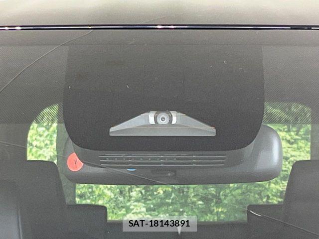 Toyota VOXY HYBRID 2024-01 7458772-5