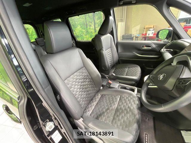 Toyota VOXY HYBRID 2024-01 7458772-8