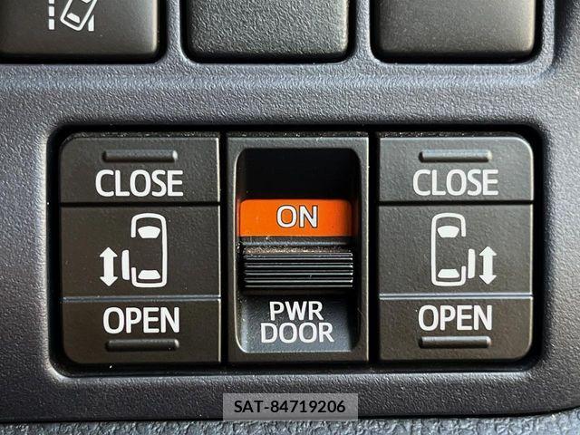 Toyota VOXY HYBRID 2016-03 7458803-4