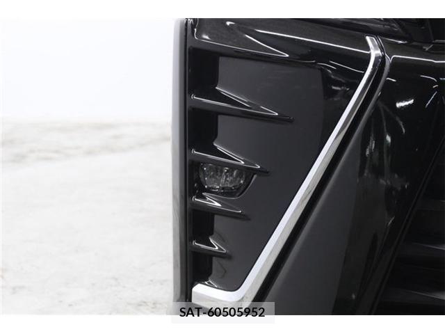 Toyota VOXY HYBRID 2018-10 7458801-12