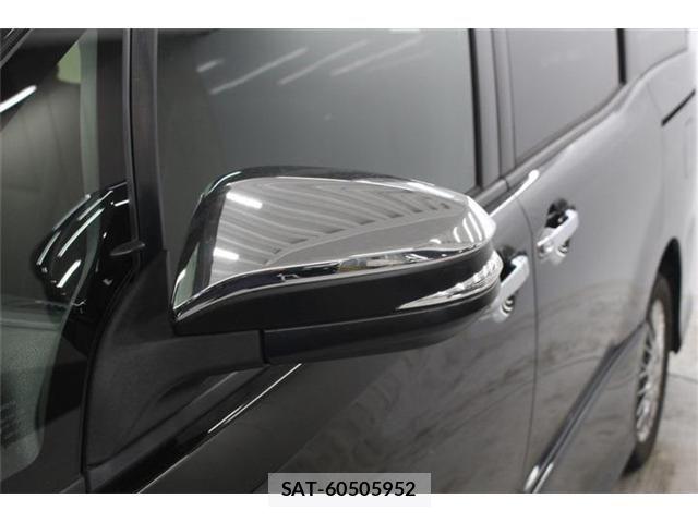 Toyota VOXY HYBRID 2018-10 7458801-16