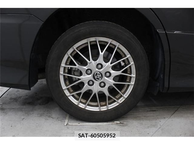 Toyota VOXY HYBRID 2018-10 7458801-25