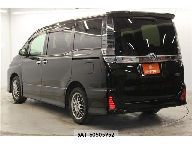 Toyota VOXY HYBRID 2018-10 7458801-6