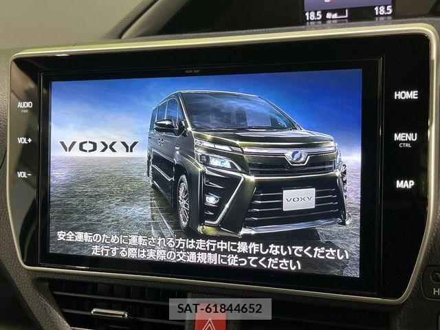 Toyota VOXY HYBRID 2020-02 7458798-2