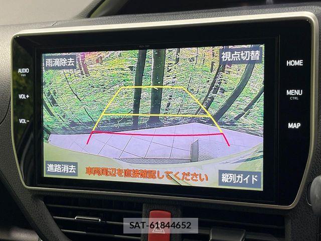Toyota VOXY HYBRID 2020-02 7458798-3