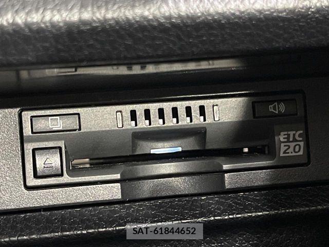 Toyota VOXY HYBRID 2020-02 7458798-7