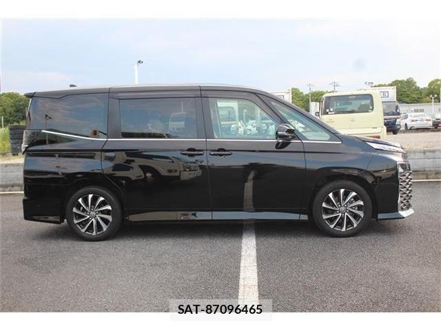 Toyota VOXY HYBRID 2025-03 7458782-13