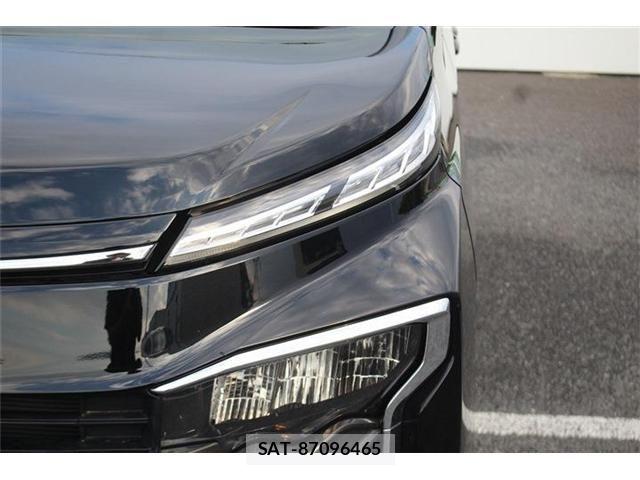 Toyota VOXY HYBRID 2025-03 7458782-19