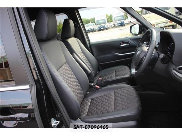 Toyota VOXY HYBRID 2025-03 7458782-28
