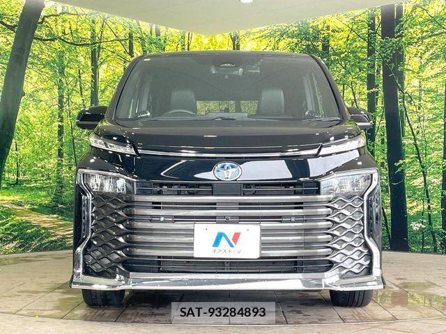 Toyota VOXY HYBRID 2022-07 7458790-14