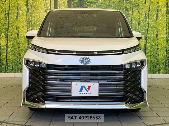 Toyota VOXY HYBRID 2022-09 7458789-14