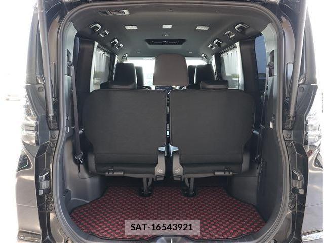 Toyota VOXY HYBRID 2025-02 7458773-17