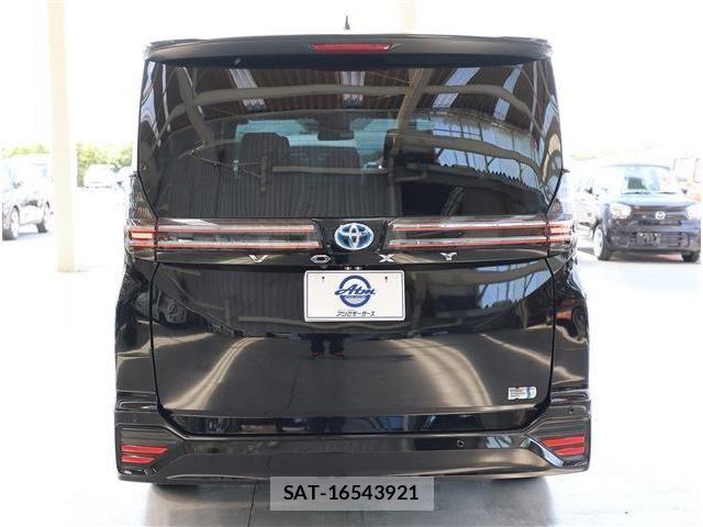 Toyota VOXY HYBRID 2025-02 7458773-21
