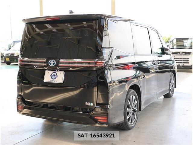 Toyota VOXY HYBRID 2025-02 7458773-5