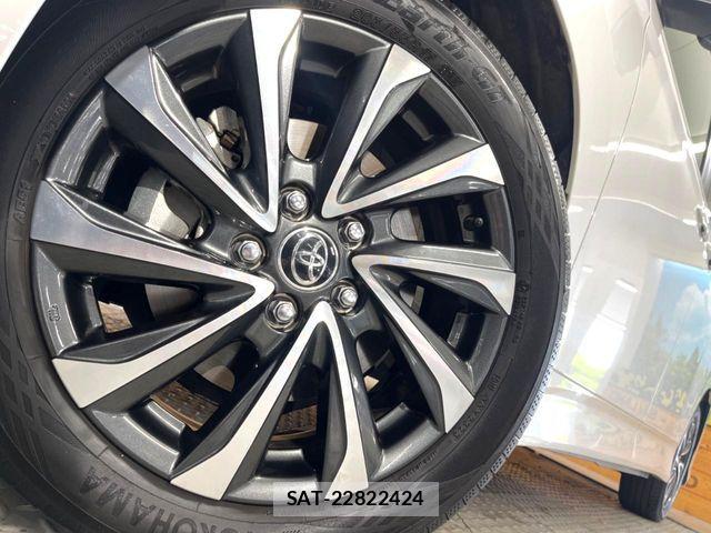 Toyota VOXY HYBRID 2023-06 7458791-12