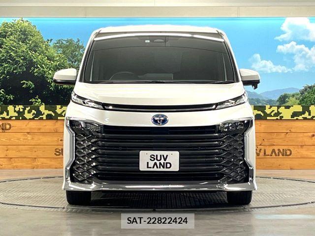 Toyota VOXY HYBRID 2023-06 7458791-13