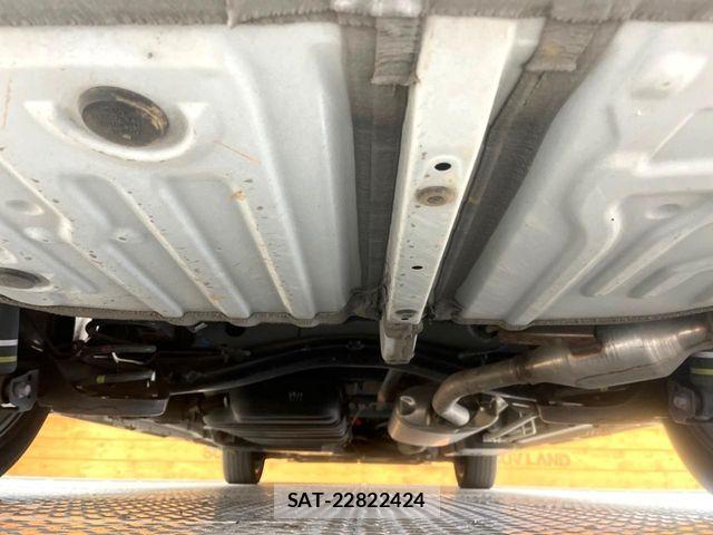 Toyota VOXY HYBRID 2023-06 7458791-18