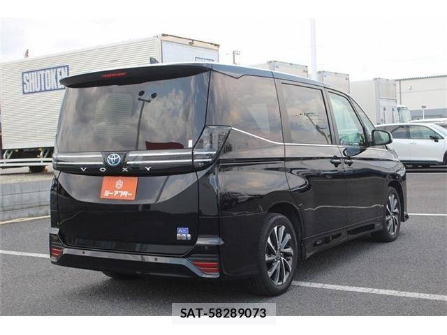 Toyota VOXY HYBRID 2023-09 7458794-13