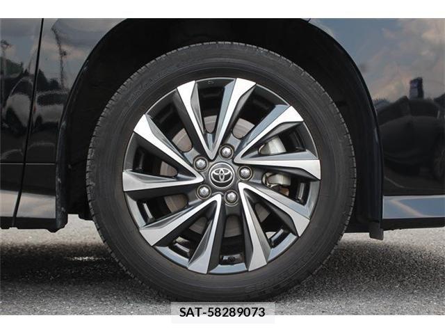 Toyota VOXY HYBRID 2023-09 7458794-15