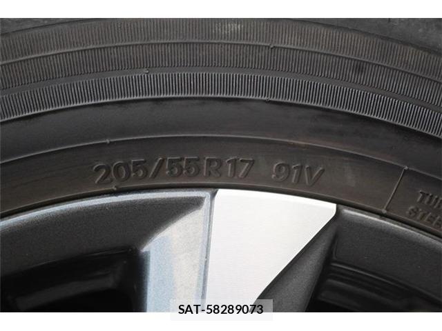 Toyota VOXY HYBRID 2023-09 7458794-20