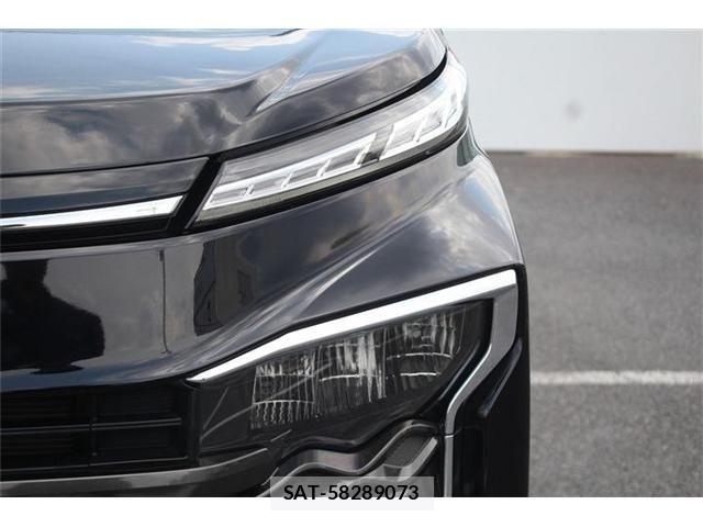 Toyota VOXY HYBRID 2023-09 7458794-24