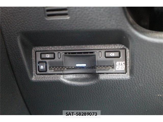 Toyota VOXY HYBRID 2023-09 7458794-4
