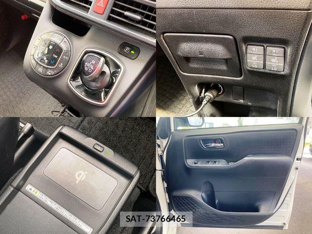 Toyota VOXY HYBRID 2014-10 7458812-15
